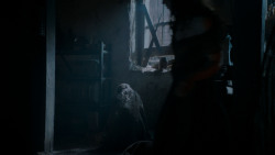 extant_GameOfThrones_4x03-BreakerOfChains_3297