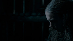 extant_GameOfThrones_4x03-BreakerOfChains_3301