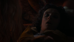 extant_GameOfThrones_4x03-BreakerOfChains_3332