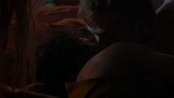 extant_GameOfThrones_4x03-BreakerOfChains_3344