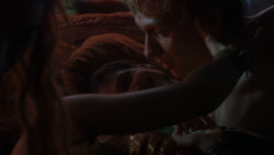 extant_GameOfThrones_4x03-BreakerOfChains_3349