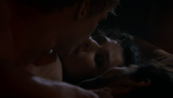 extant_GameOfThrones_4x03-BreakerOfChains_3360