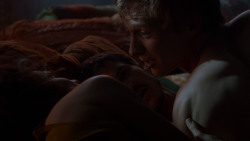 extant_GameOfThrones_4x03-BreakerOfChains_3368