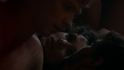 extant_GameOfThrones_4x03-BreakerOfChains_3380