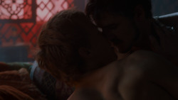 extant_GameOfThrones_4x03-BreakerOfChains_3390