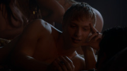 extant_GameOfThrones_4x03-BreakerOfChains_3412