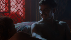 extant_GameOfThrones_4x03-BreakerOfChains_3433