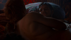 extant_GameOfThrones_4x03-BreakerOfChains_3441