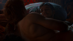 extant_GameOfThrones_4x03-BreakerOfChains_3449