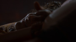 extant_GameOfThrones_4x03-BreakerOfChains_3489