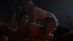 extant_GameOfThrones_4x03-BreakerOfChains_3505