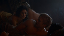 extant_GameOfThrones_4x03-BreakerOfChains_3508
