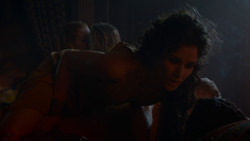 extant_GameOfThrones_4x03-BreakerOfChains_3516