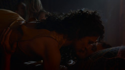 extant_GameOfThrones_4x03-BreakerOfChains_3523