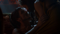 extant_GameOfThrones_4x03-BreakerOfChains_3529