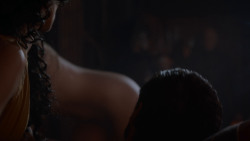 extant_GameOfThrones_4x03-BreakerOfChains_3537