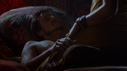 extant_GameOfThrones_4x03-BreakerOfChains_3556