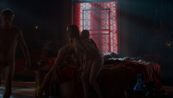 extant_GameOfThrones_4x03-BreakerOfChains_3564