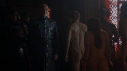 extant_GameOfThrones_4x03-BreakerOfChains_3573