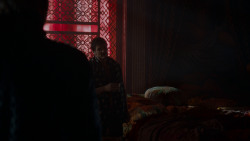 extant_GameOfThrones_4x03-BreakerOfChains_3627