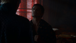 extant_GameOfThrones_4x03-BreakerOfChains_3713