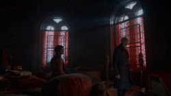 extant_GameOfThrones_4x03-BreakerOfChains_3819