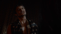 extant_GameOfThrones_4x03-BreakerOfChains_3899