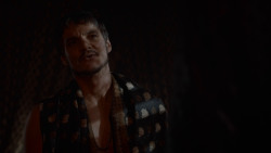 extant_GameOfThrones_4x03-BreakerOfChains_3914
