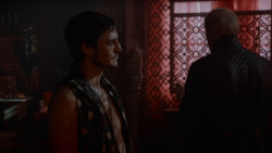 extant_GameOfThrones_4x03-BreakerOfChains_3926