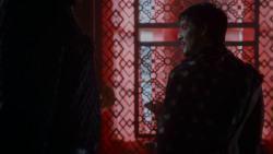 extant_GameOfThrones_4x03-BreakerOfChains_3934