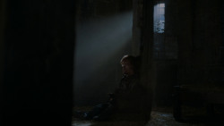 extant_GameOfThrones_4x03-BreakerOfChains_4005