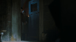 extant_GameOfThrones_4x03-BreakerOfChains_4012