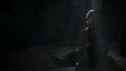 extant_GameOfThrones_4x03-BreakerOfChains_4021