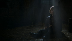extant_GameOfThrones_4x03-BreakerOfChains_4026