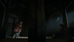 extant_GameOfThrones_4x03-BreakerOfChains_4037