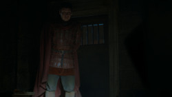 extant_GameOfThrones_4x03-BreakerOfChains_4045