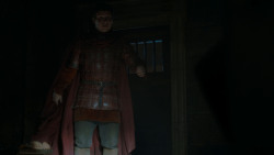 extant_GameOfThrones_4x03-BreakerOfChains_4053