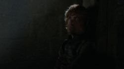 extant_GameOfThrones_4x03-BreakerOfChains_4098