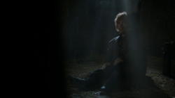 extant_GameOfThrones_4x03-BreakerOfChains_4112