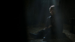 extant_GameOfThrones_4x03-BreakerOfChains_4119