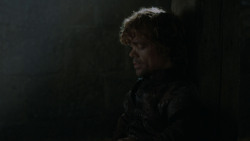 extant_GameOfThrones_4x03-BreakerOfChains_4135
