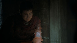 extant_GameOfThrones_4x03-BreakerOfChains_4198