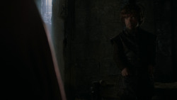 extant_GameOfThrones_4x03-BreakerOfChains_4330