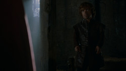 extant_GameOfThrones_4x03-BreakerOfChains_4338