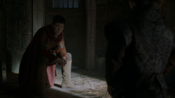 extant_GameOfThrones_4x03-BreakerOfChains_4342