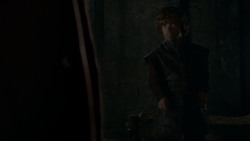extant_GameOfThrones_4x03-BreakerOfChains_4355