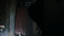 extant_GameOfThrones_4x03-BreakerOfChains_4370