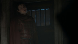 extant_GameOfThrones_4x03-BreakerOfChains_4384
