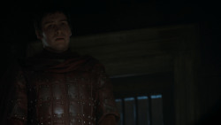 extant_GameOfThrones_4x03-BreakerOfChains_4387