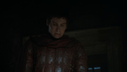 extant_GameOfThrones_4x03-BreakerOfChains_4389